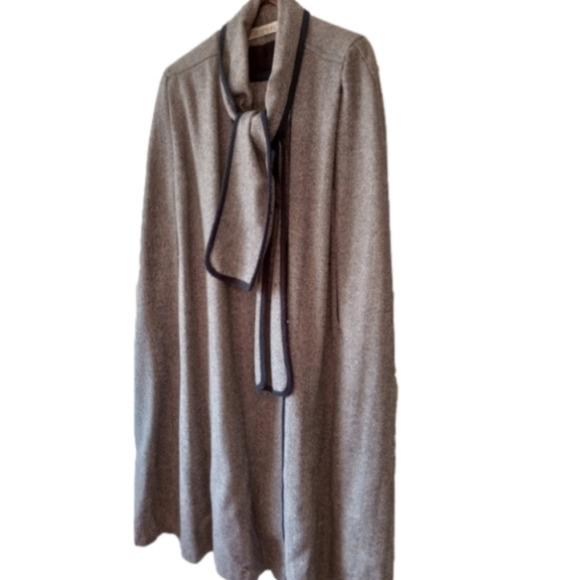 Vintage Alorna Women's Wool Cape Coat Gray RARE Poncho Size M